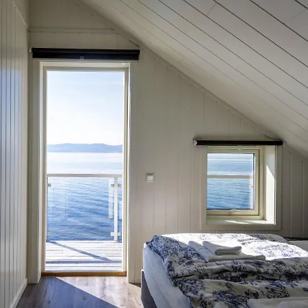 Hjellup Fjordbo Holiday home