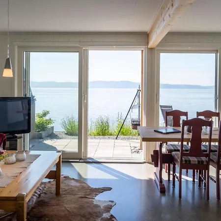 Hjellup Fjordbo