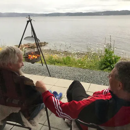 Hjellup Fjordbo