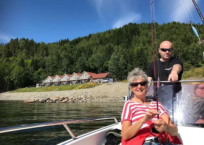 Hjellup Fjordbo * Leksvik