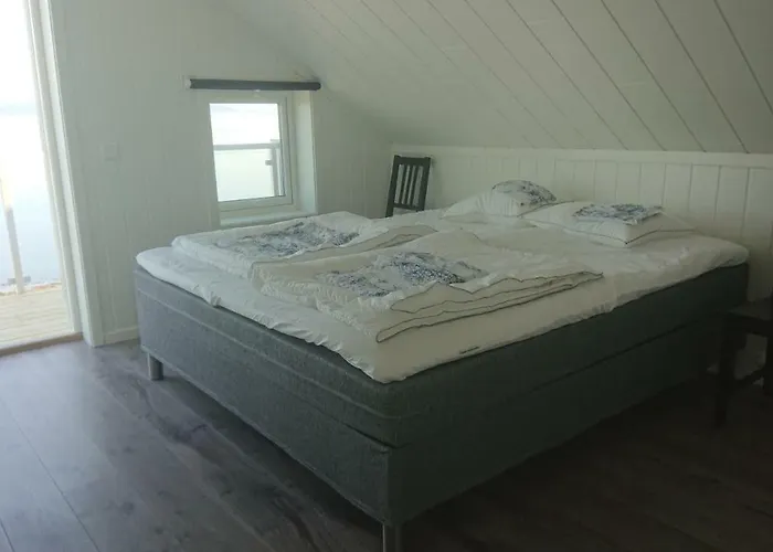 Hjellup Fjordbo Feriehus Leksvik