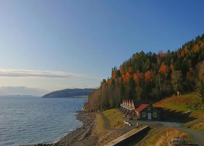Feriehus Hjellup Fjordbo